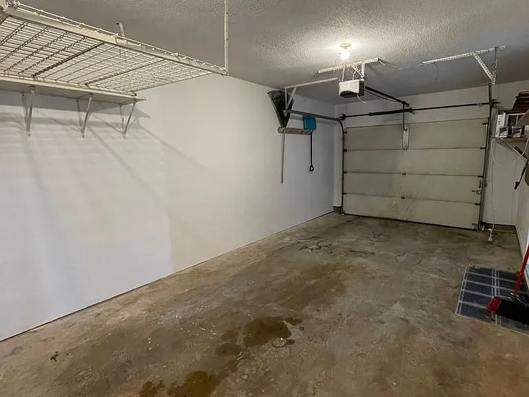 3351-3353 Woodmar Ct — Photo 17