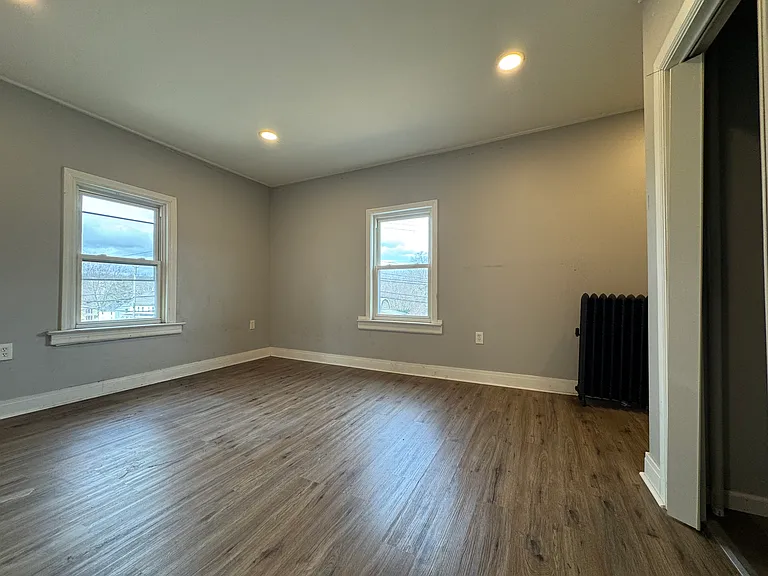 454 N Main St #3 — Photo 5