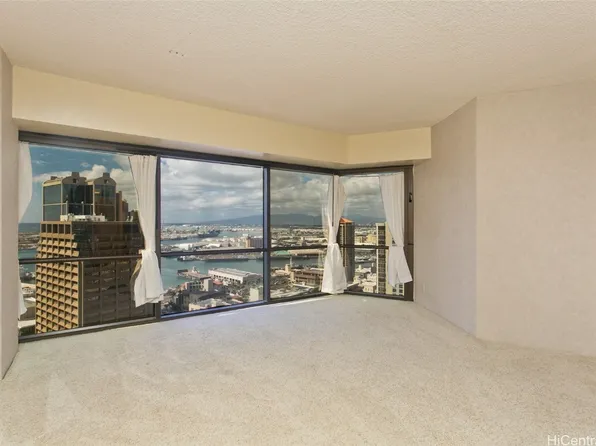 1088 Bishop St APT 3004, Honolulu, HI 96813