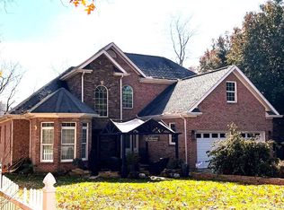 834 Wayne Ave, Abingdon, VA 24210