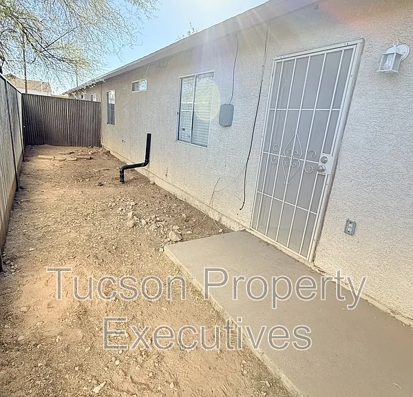 440 E 23rd St #1 — Photo 22