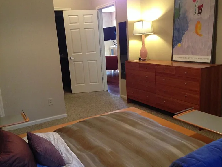 12256 Lakeview Dr N — Photo 11