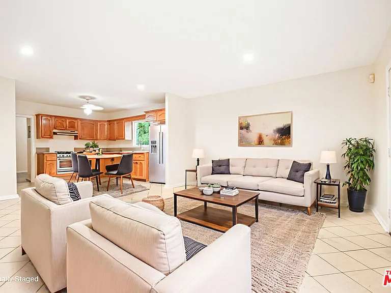 3660 Halldale Ave — Photo 4