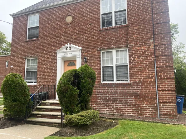 20810A 39ave, Bayside, NY 11361