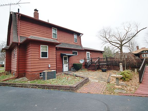 3rd image of 1149 Bradford St NW