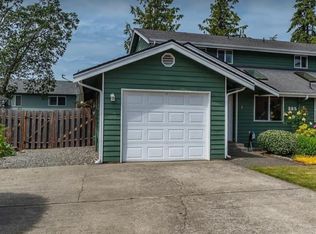 285 NE Nunan Loop #1, Oak Harbor, WA 98277