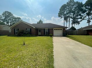 2123 Walberg Dr, Hinesville, GA 31313