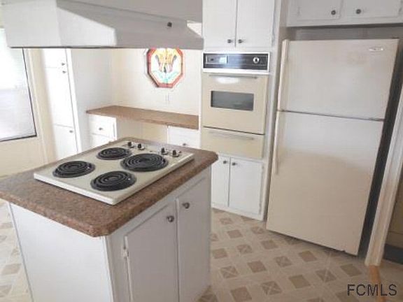2nd image of 230 Starboard Dr #A