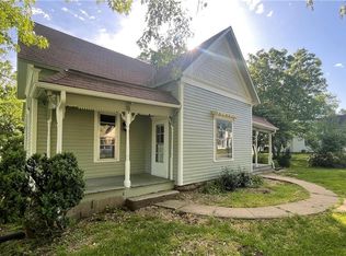 602 Main St, Garden City, MO 64747