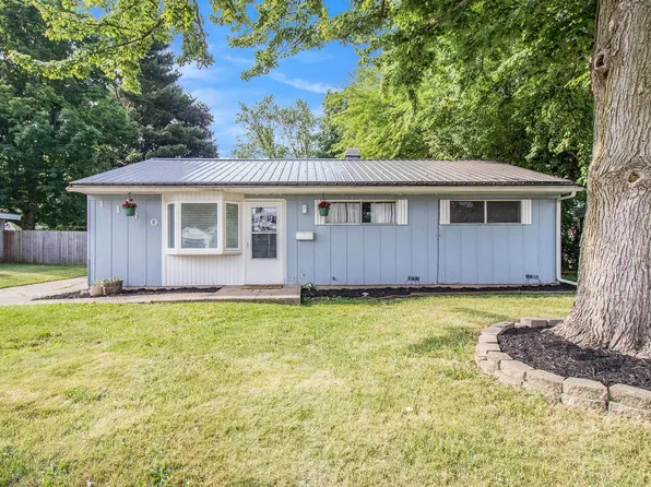 1160 Lakewood Dr, South Bend, IN 46614