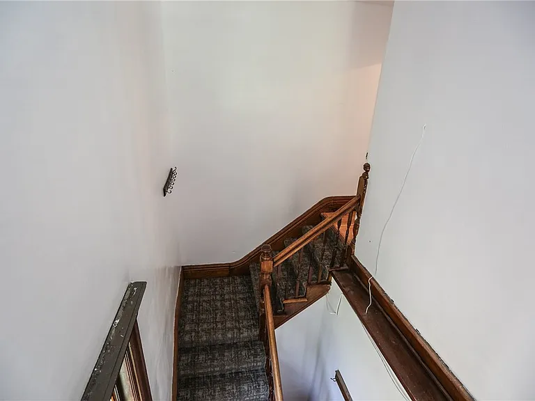 29 Birch Cres #UP — Photo 13