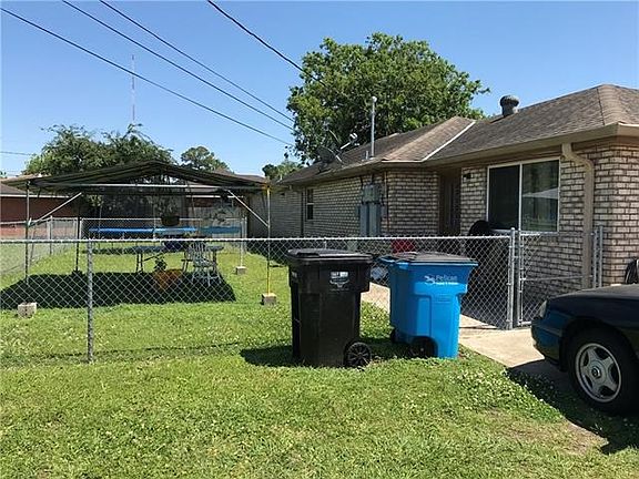 3rd image of 3405 Pakenham Dr