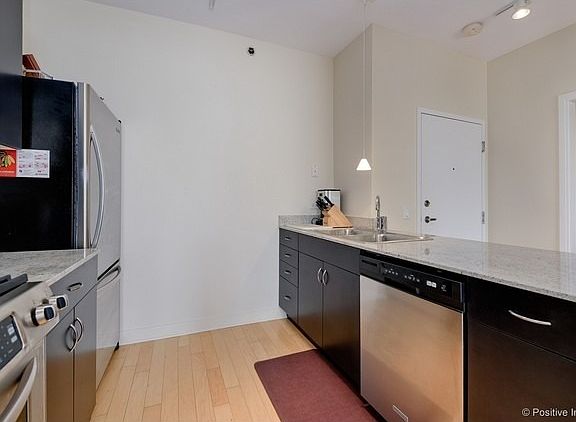 3rd image of 8 E Randolph St Unit 1606