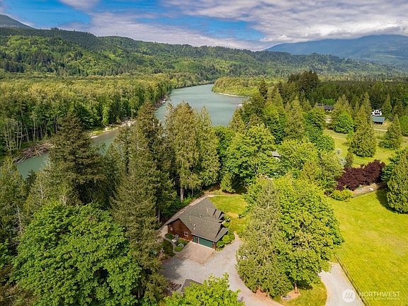 2nd image of 42809 Rivers Edge Court