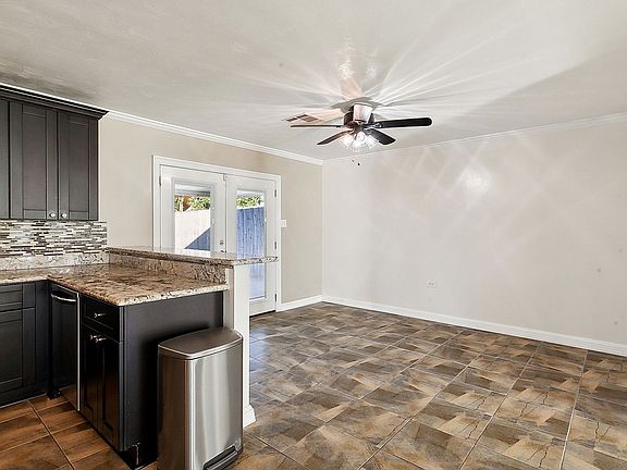 3rd image of 1616 Cleary Ave