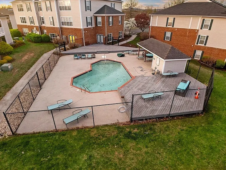 211 S Knollwood Dr #2305 — Photo 39