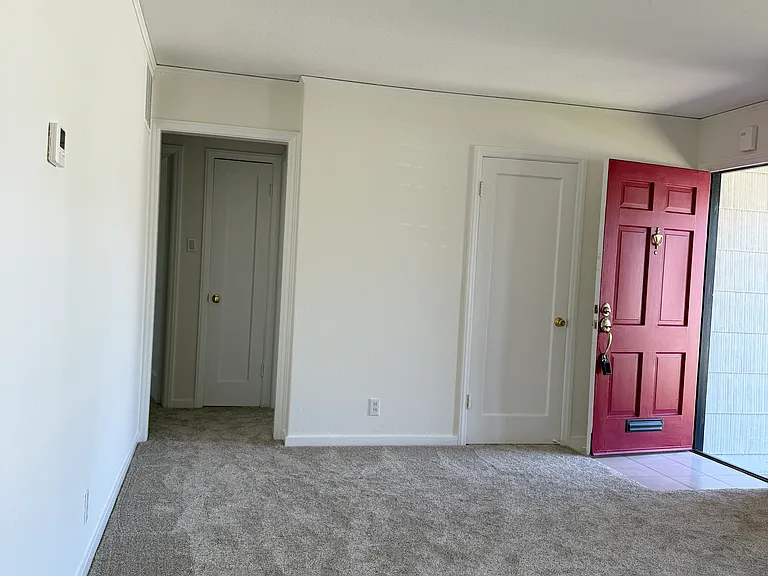 510 Birch Ave — Photo 2