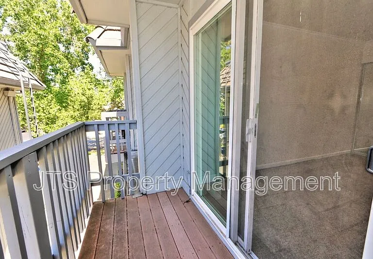 2515 Merrychase Dr #S — Photo 22