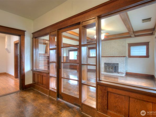 517 1st Street, Hoquiam, WA 98550