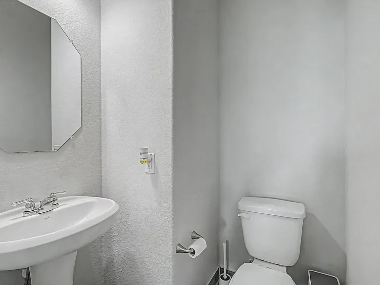 24414 Tesino River Cir — Photo 41