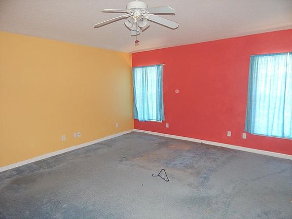 4th image of 10309 Reims Ave