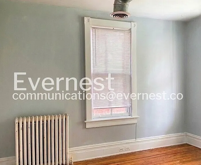 2207 W Grace St #C — Photo 6