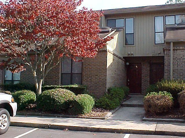 1st image of 8075 Charter Oak Ln