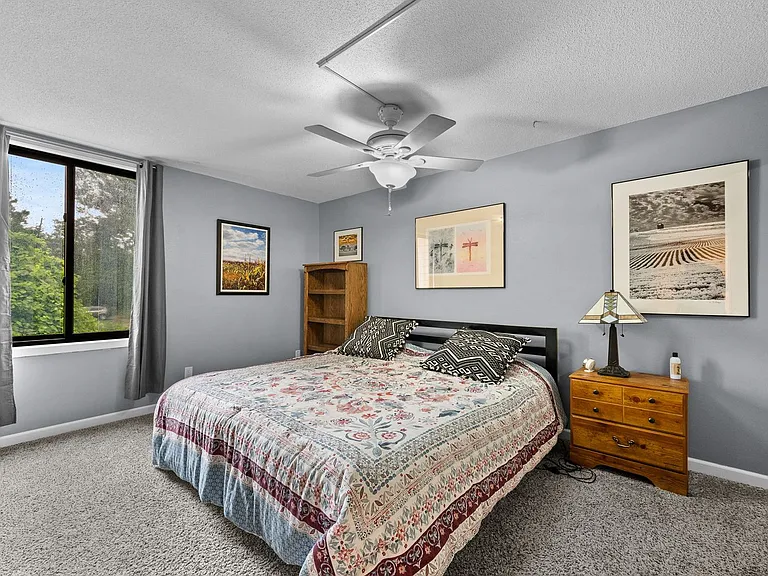 4902 University Ave #325 — Photo 20