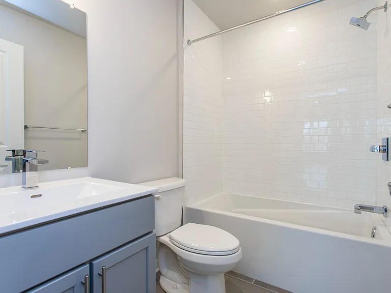 1227-29 N 7th St #3E — Photo 26