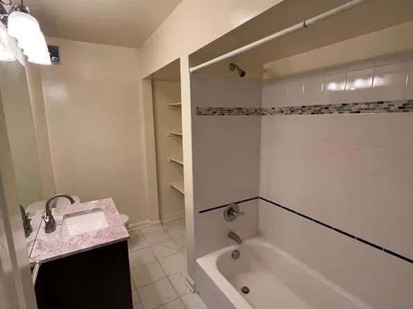 41 Boggs Ave APT 3, Pittsburgh, PA 15211