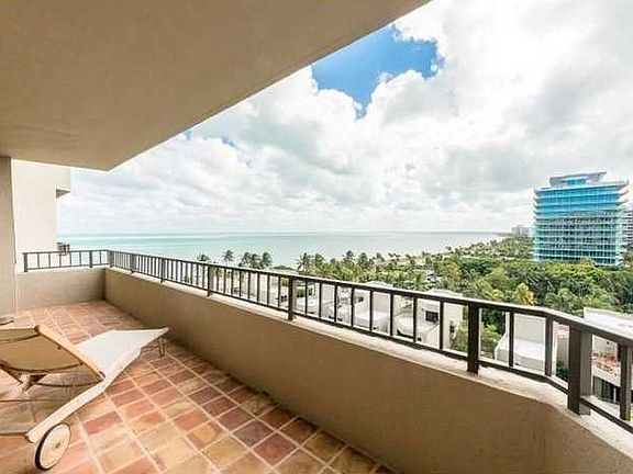 4th image of 201 Crandon Blvd APT 837