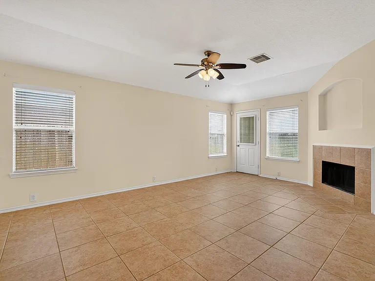 20114 Larkspur Lndg — Photo 10