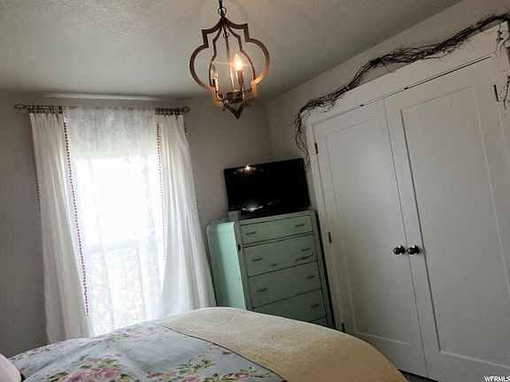 5th image of 7862 N Red River Dr