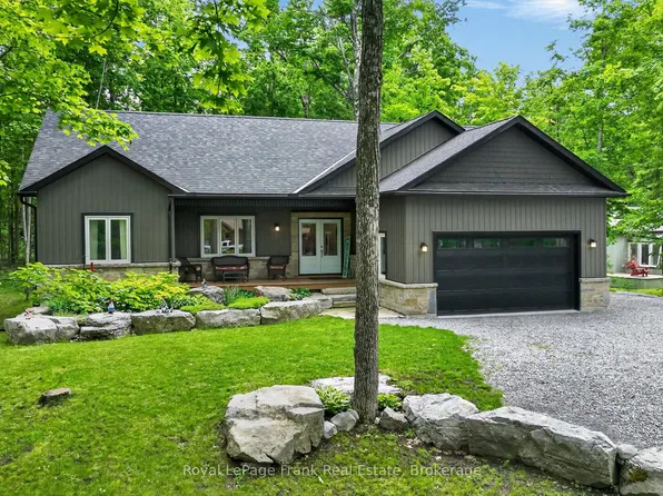 30 Teds Ln, Trent Lakes, ON K0L 1J0