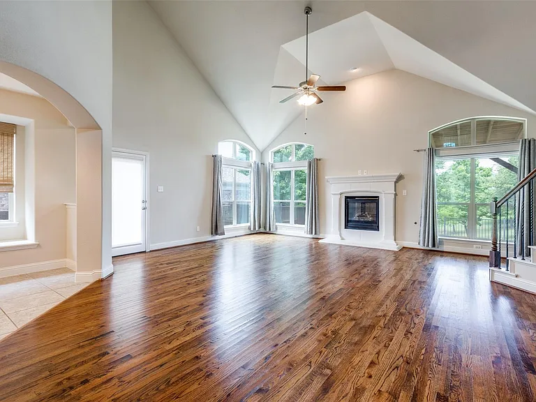 1829 Breeds Hill Rd — Photo 3