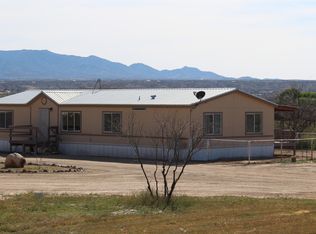 1075 E Morris Ln, Benson, AZ 85602