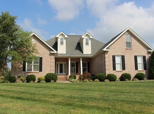 225 Gray Hawk Trl, Clarksville, TN 37043