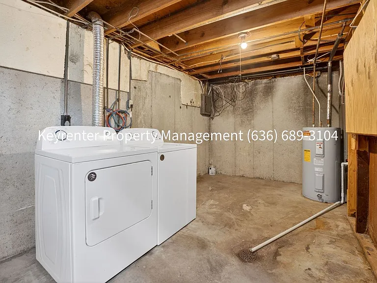 920 Parkcrest Dr — Photo 19