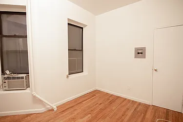 Rented by Nolita Group