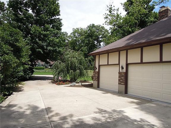 3rd image of 3183 Danny Dr