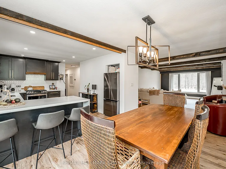 3742 Horseshoe Valley Rd W #UPPER — Photo 8