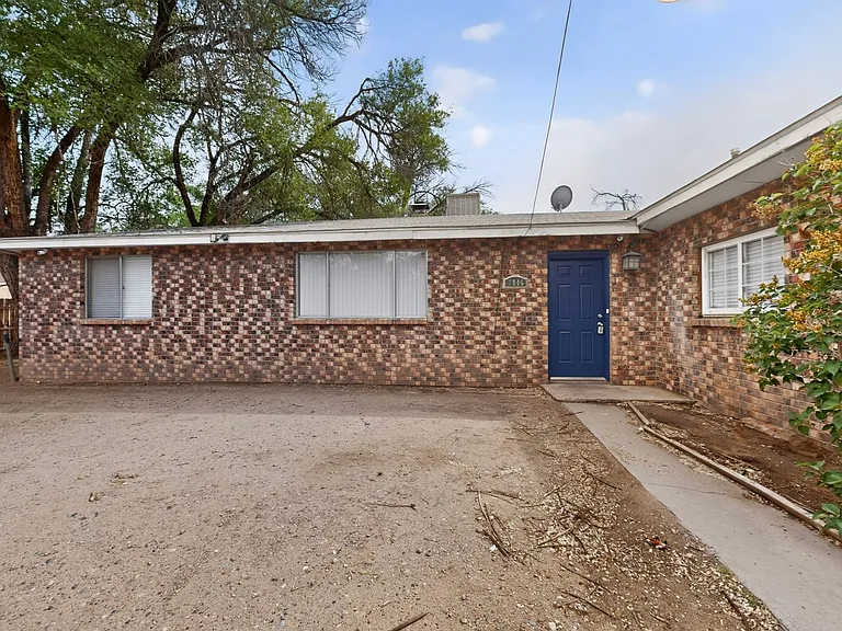 1846 Henry Cir SW — Photo 20