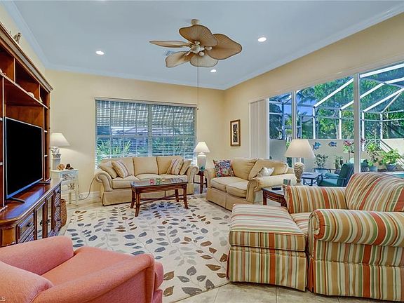 Home For Sale In WATER S EDGE AT PEPPERTREE POINTE