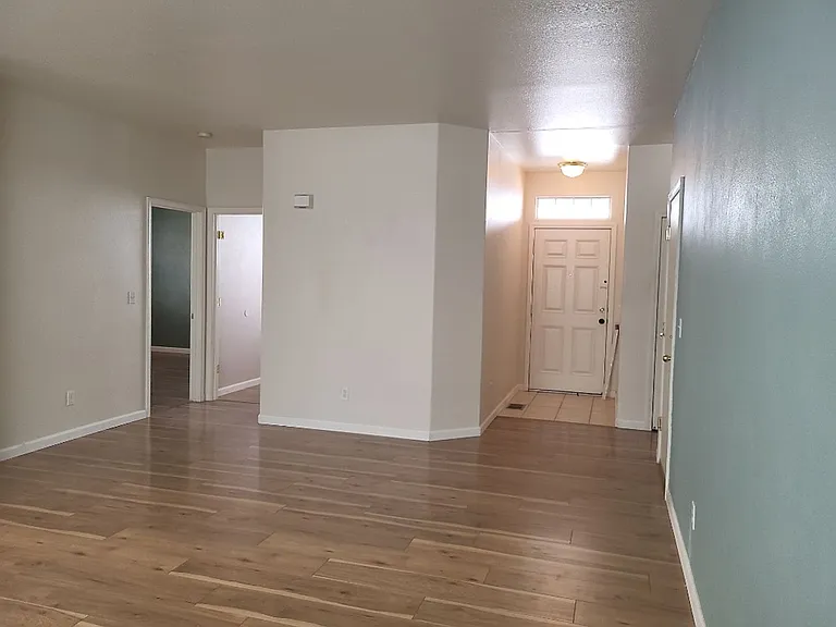 2396 Sapphire Ridge Way — Photo 8
