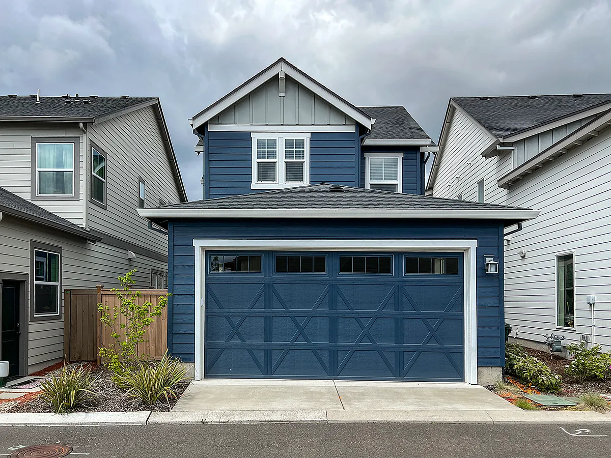 Building Photo - 3538 SE Reed Dr