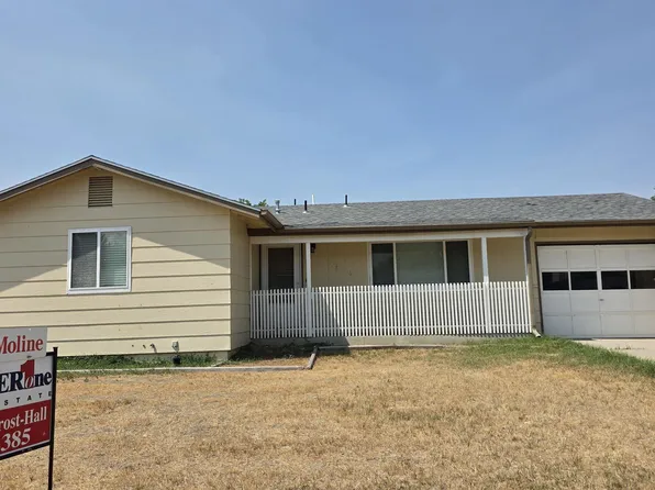 2806 Cherokee Ln, Casper, WY 82604