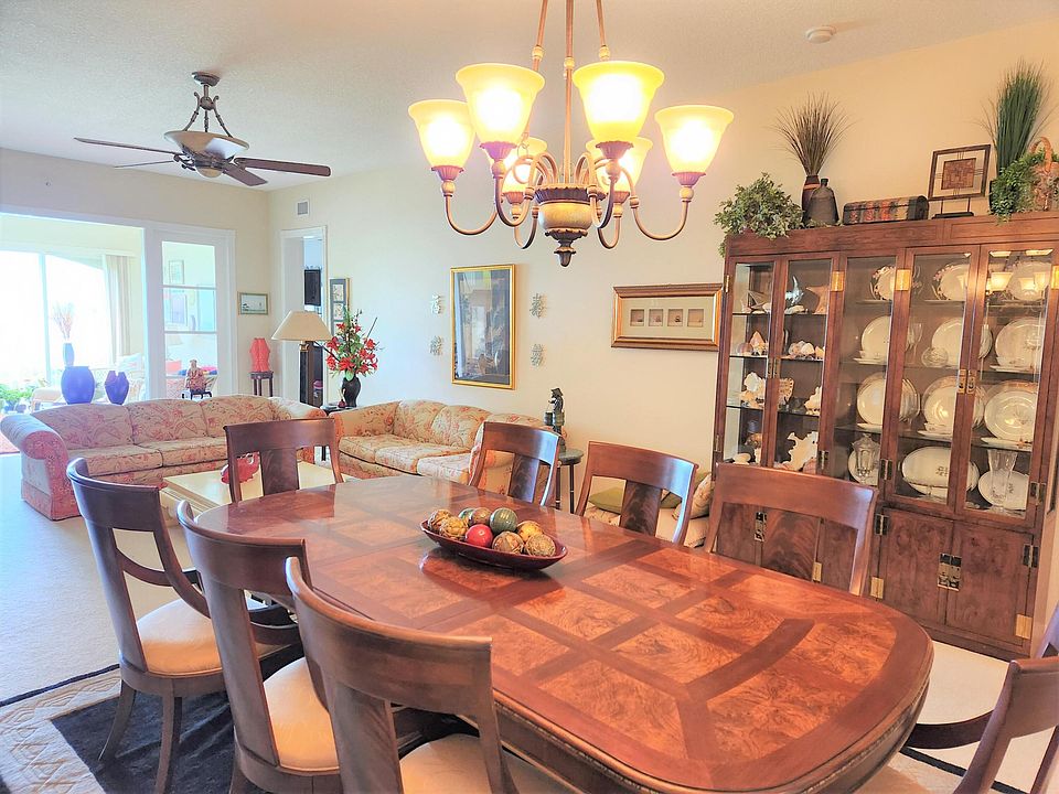 1st image of 31 Harbour Isle Drive W #204