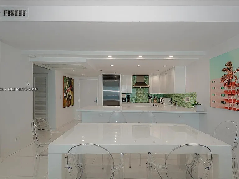 2301 Collins Ave #1538 — Photo 11