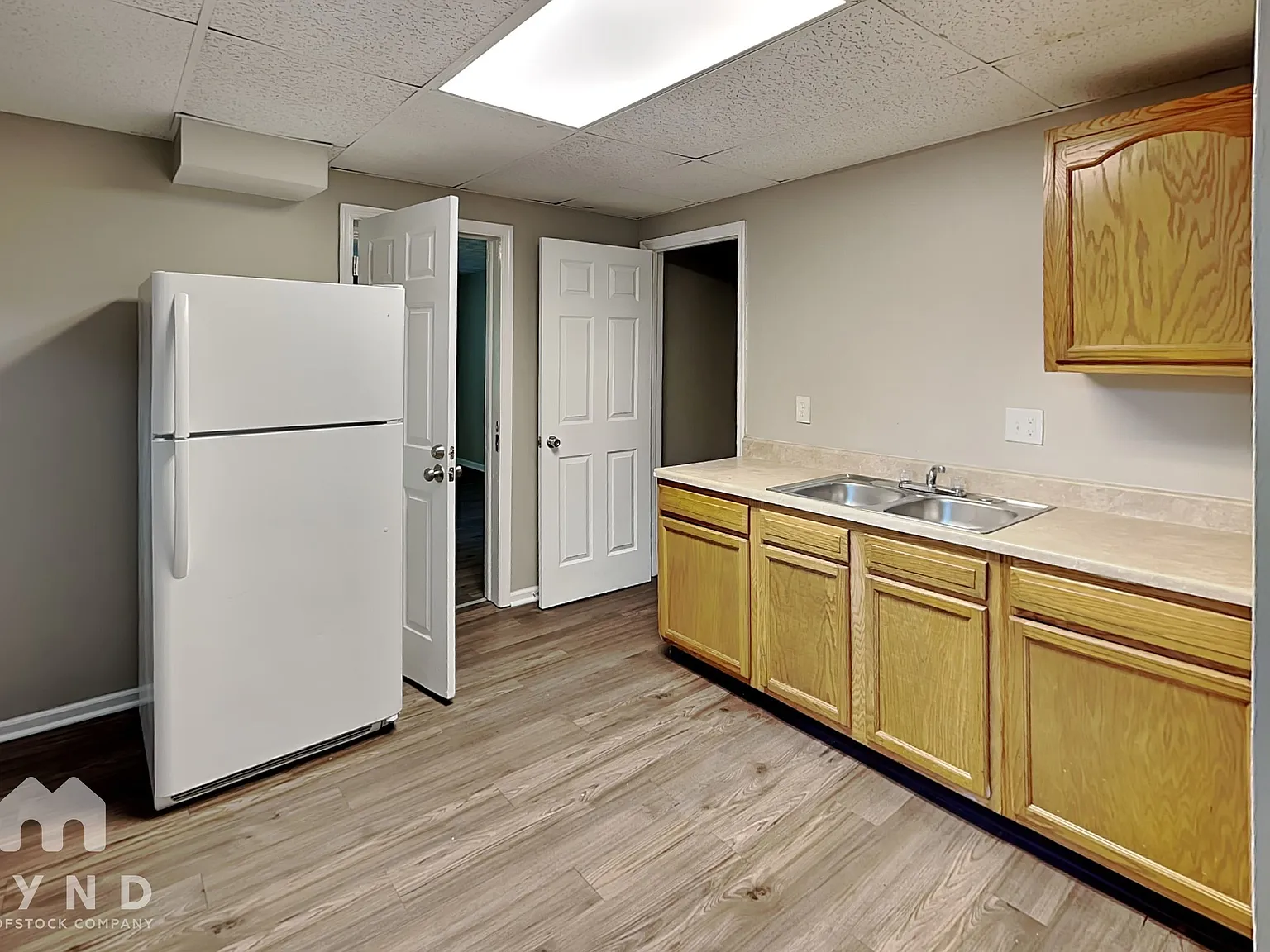 3 bed, 1.0 bath, 1330 sqft, $1,385 — Photo 4