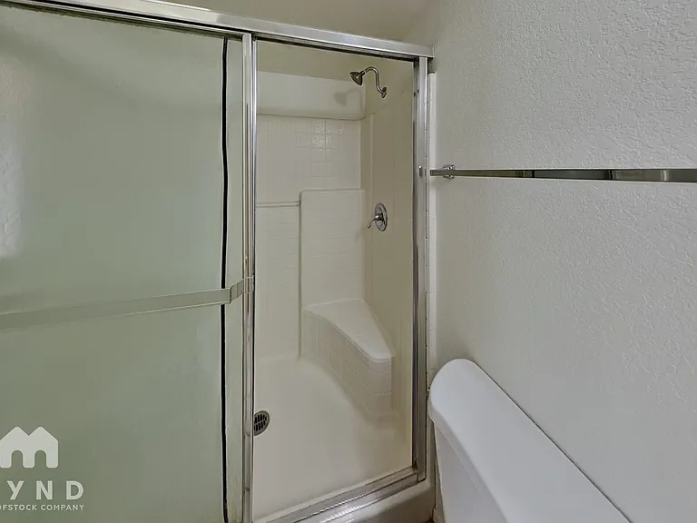 2747 N Pacific Dr — Photo 7
